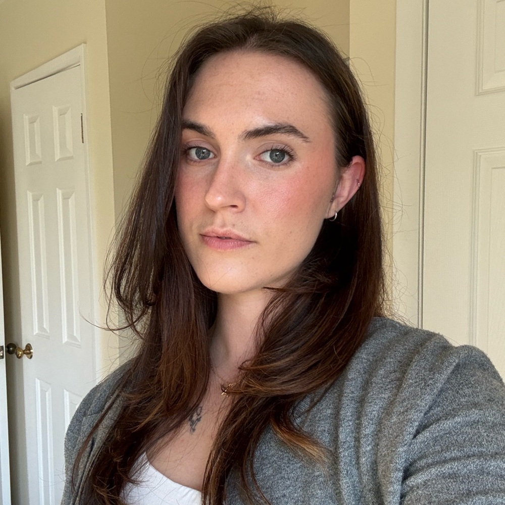 Meet your Posher, Alexandrea